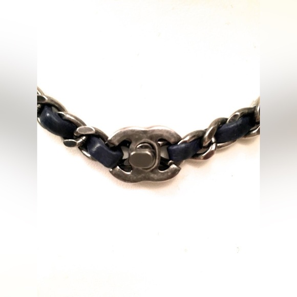 Chanel Leather and Chain Necklace with CC Logo - Picture 3 of 6
